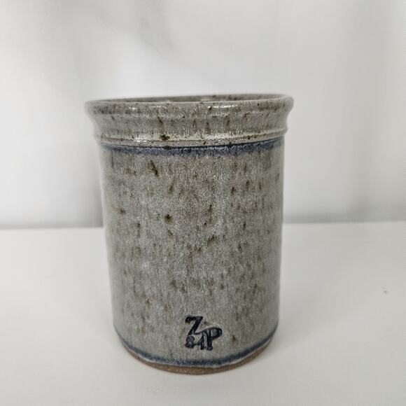 Vintage Salt Glaze Stoneware Utensil Crock Pottery Salt Glaze 5.5" Marked 84ZP - Picture 3 of 9